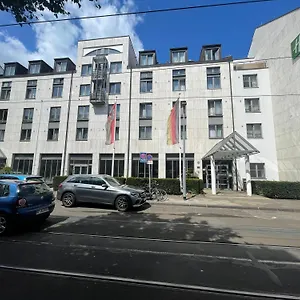 https://gemutliches-apartment-nahe-medienhafen-s-bahn.topcolognehotels.com