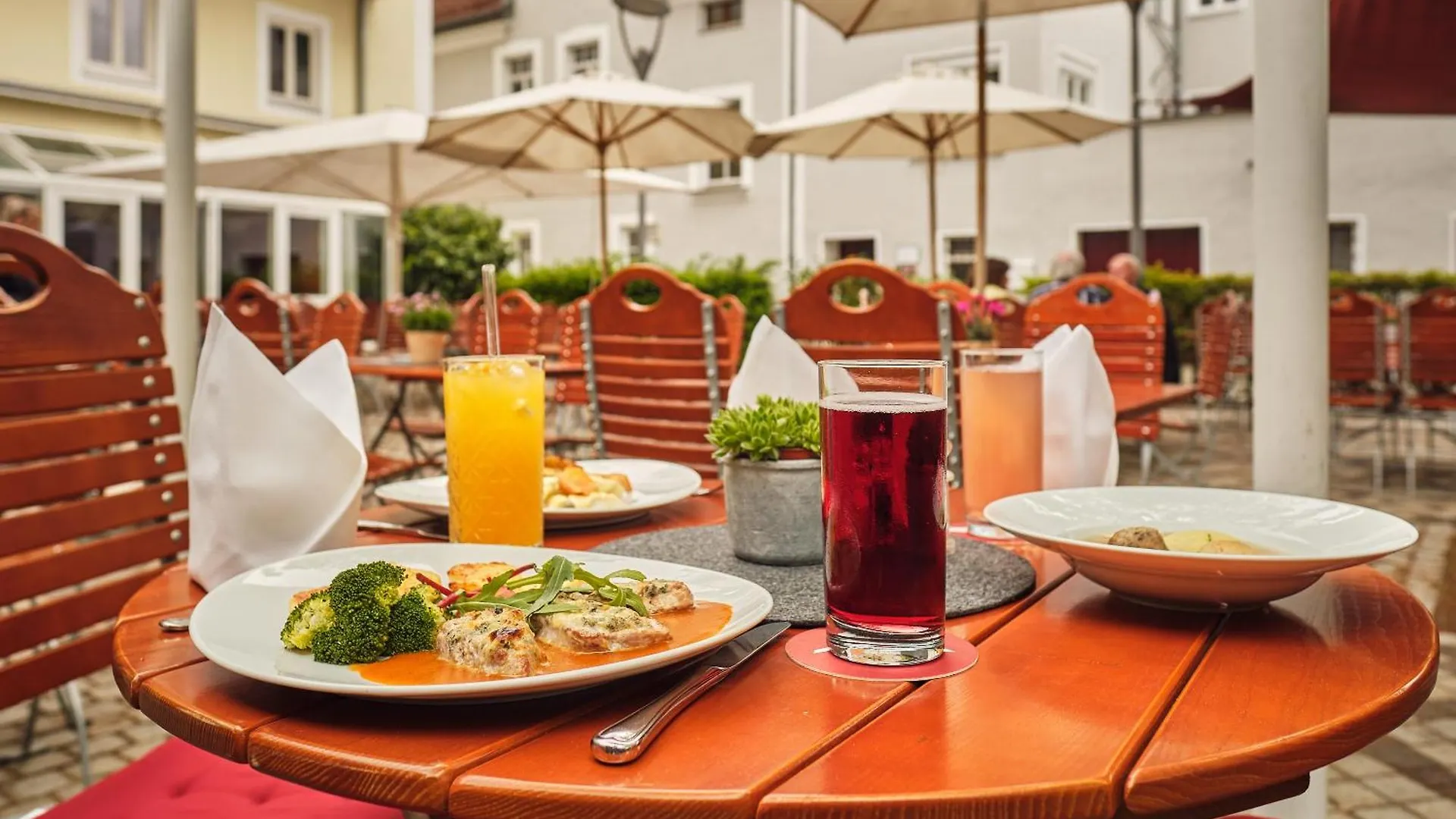 Fuchsbraeu Hotel Beilngries 4*,  Germany